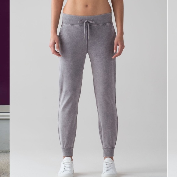 Lululemon Loop Back Jogger - Picture 3 of 8